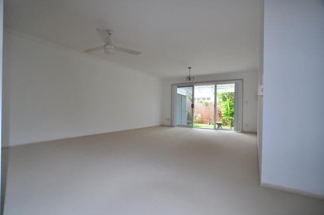 12 433 Pine Ridge Road, RUNAWAY BAY QLD 4216, Runaway Bay - Thumbnail 3