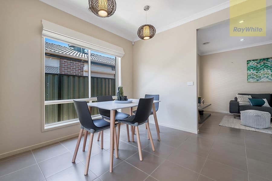 12 Kennet Way, Craigieburn VIC 3064, Craigieburn - Thumbnail 6
