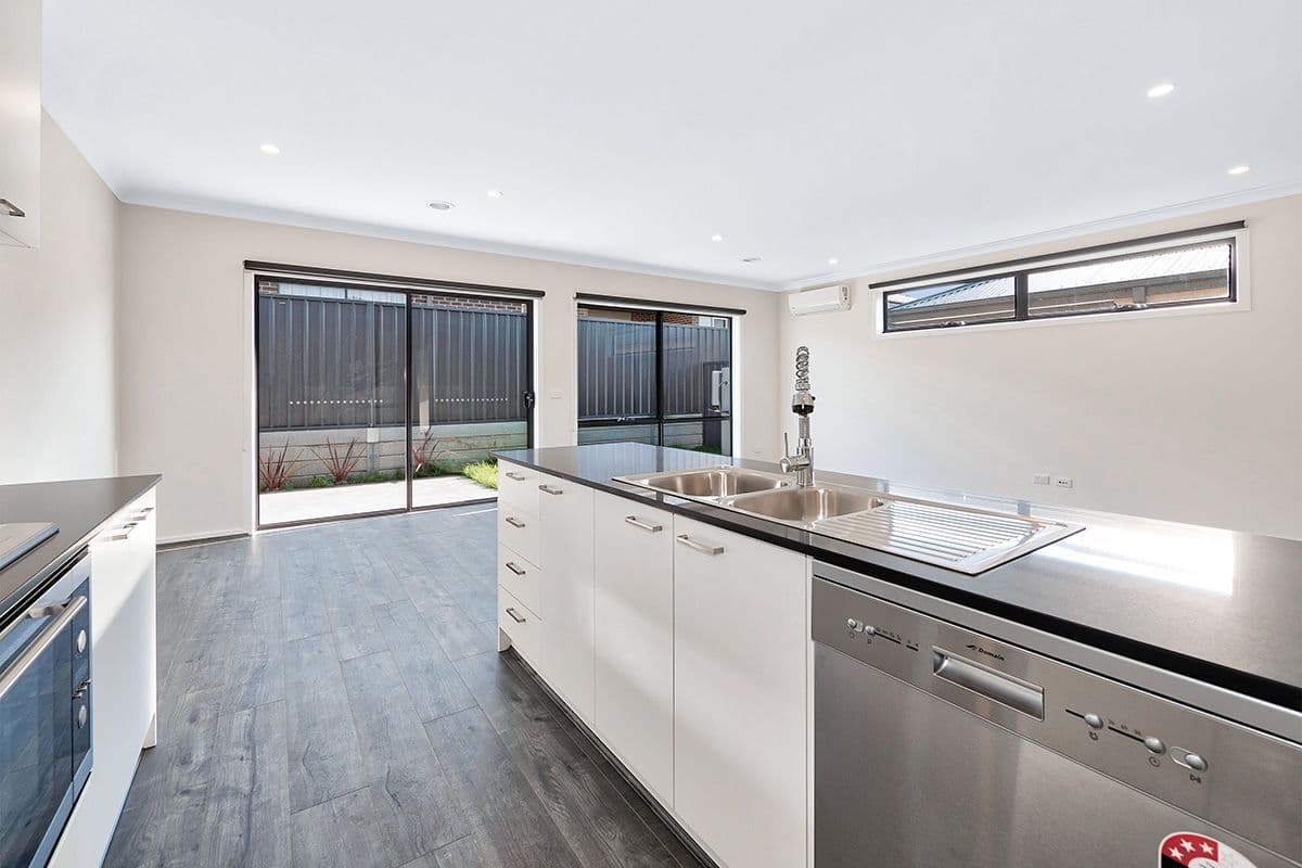 24 Jubilee Road, CLYDE VIC 3978, Clyde - Thumbnail 4