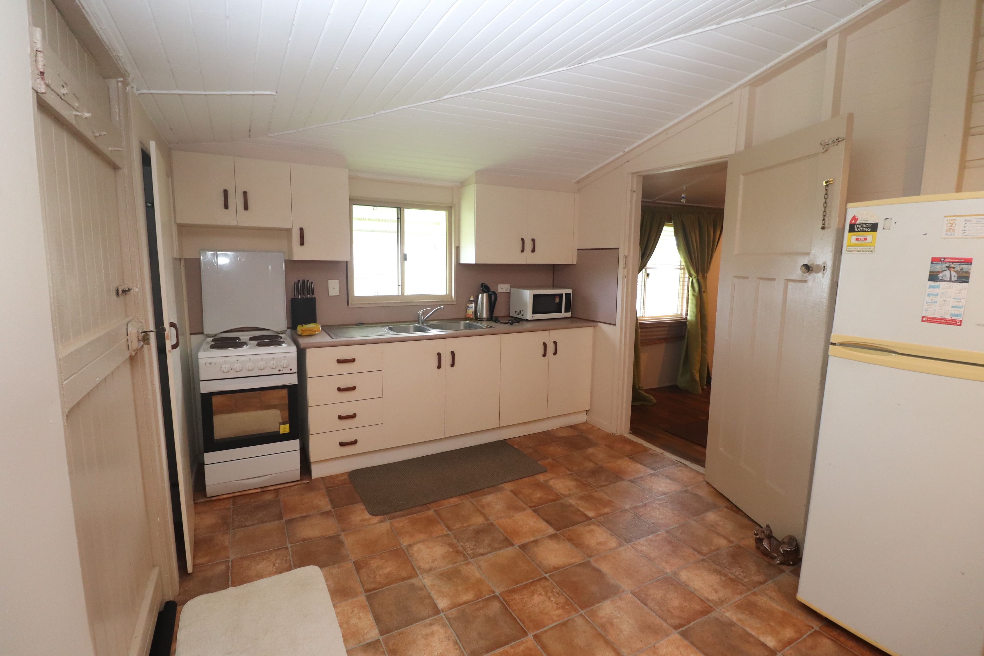 2 Abbott Street, Ingham QLD 4850, Ingham - Thumbnail 2