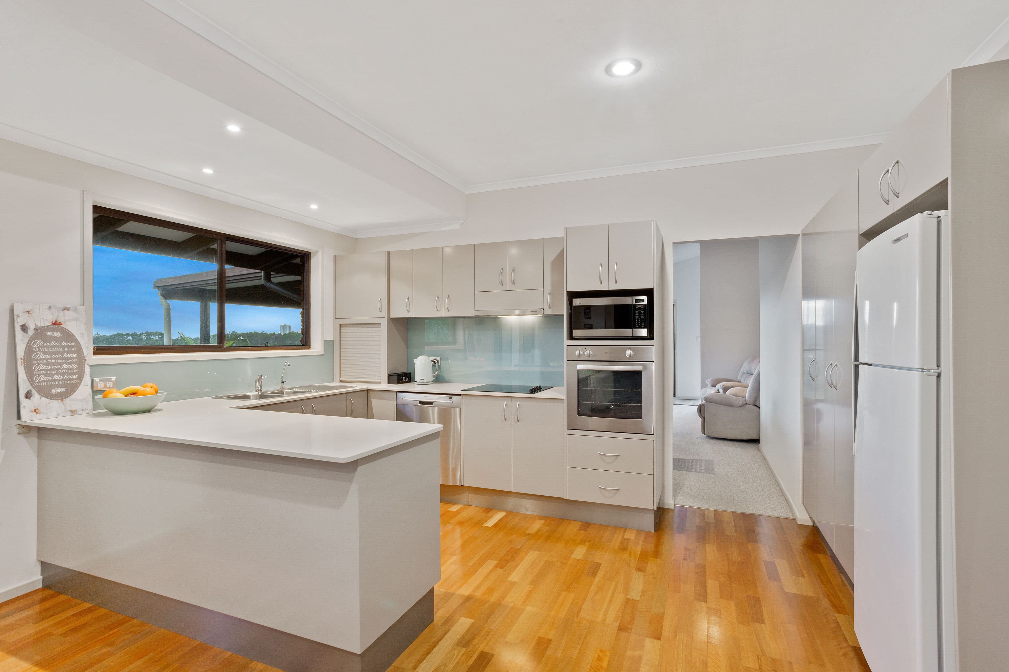 9 Myco Court, Elanora QLD 4221, Elanora - Thumbnail 5