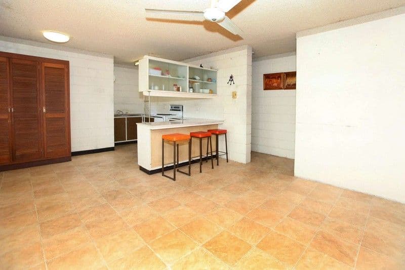 12 The Avenue, HERMIT PARK QLD 4812, Hermit Park - Thumbnail 4