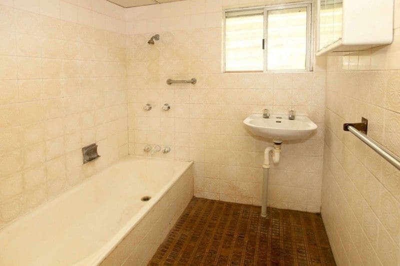12 The Avenue, HERMIT PARK QLD 4812, Hermit Park - Thumbnail 5