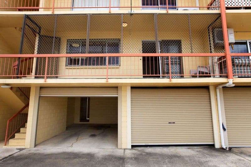 12 The Avenue, HERMIT PARK QLD 4812, Hermit Park - Thumbnail 8