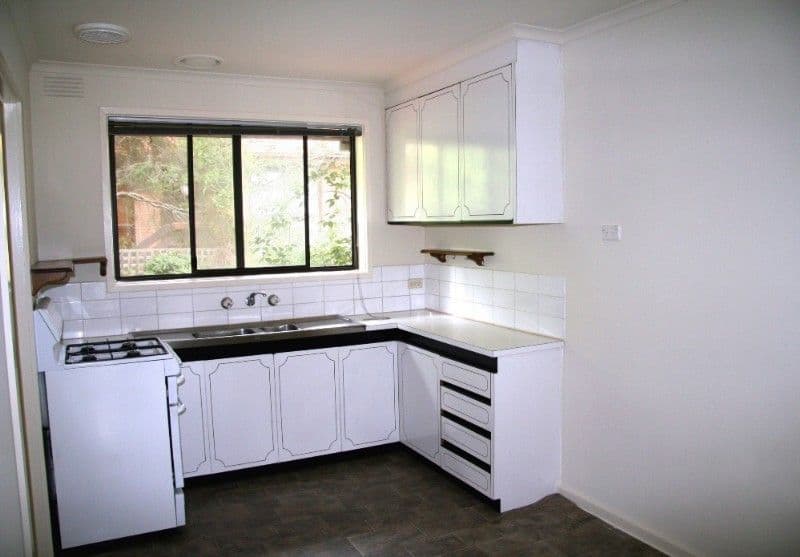 83 Nell Street, GREENSBOROUGH VIC 3088, Greensborough - Thumbnail 2