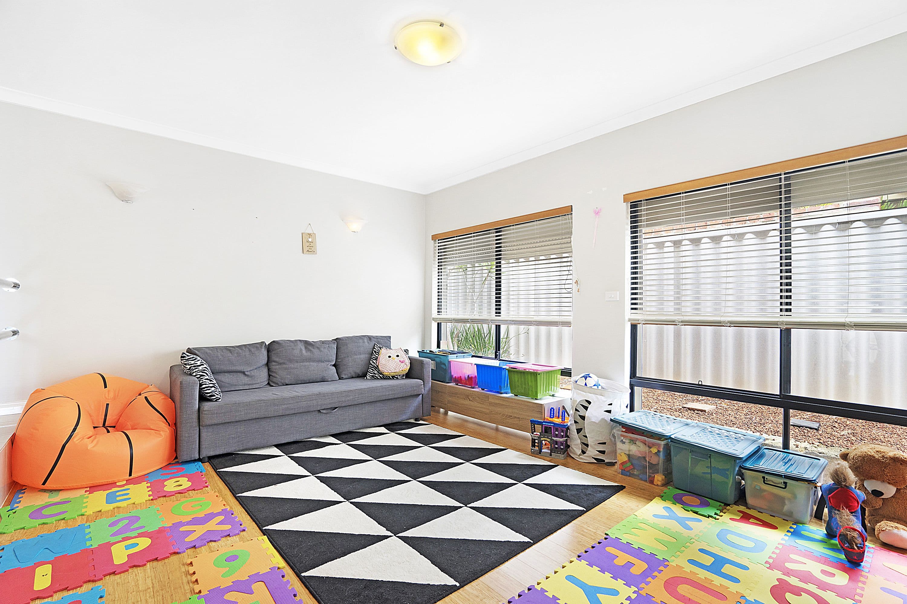 15 Lively Circle, Mirrabooka WA 6061, Mirrabooka - Thumbnail 3