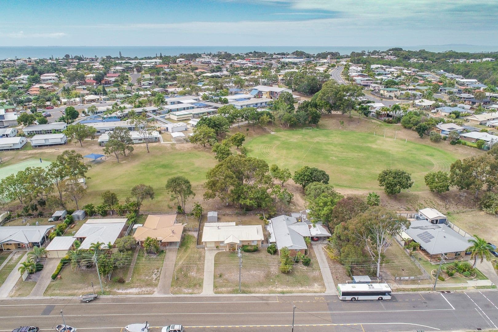 49 Latrobe Street, Tannum Sands QLD 4680, Tannum Sands - Thumbnail 2