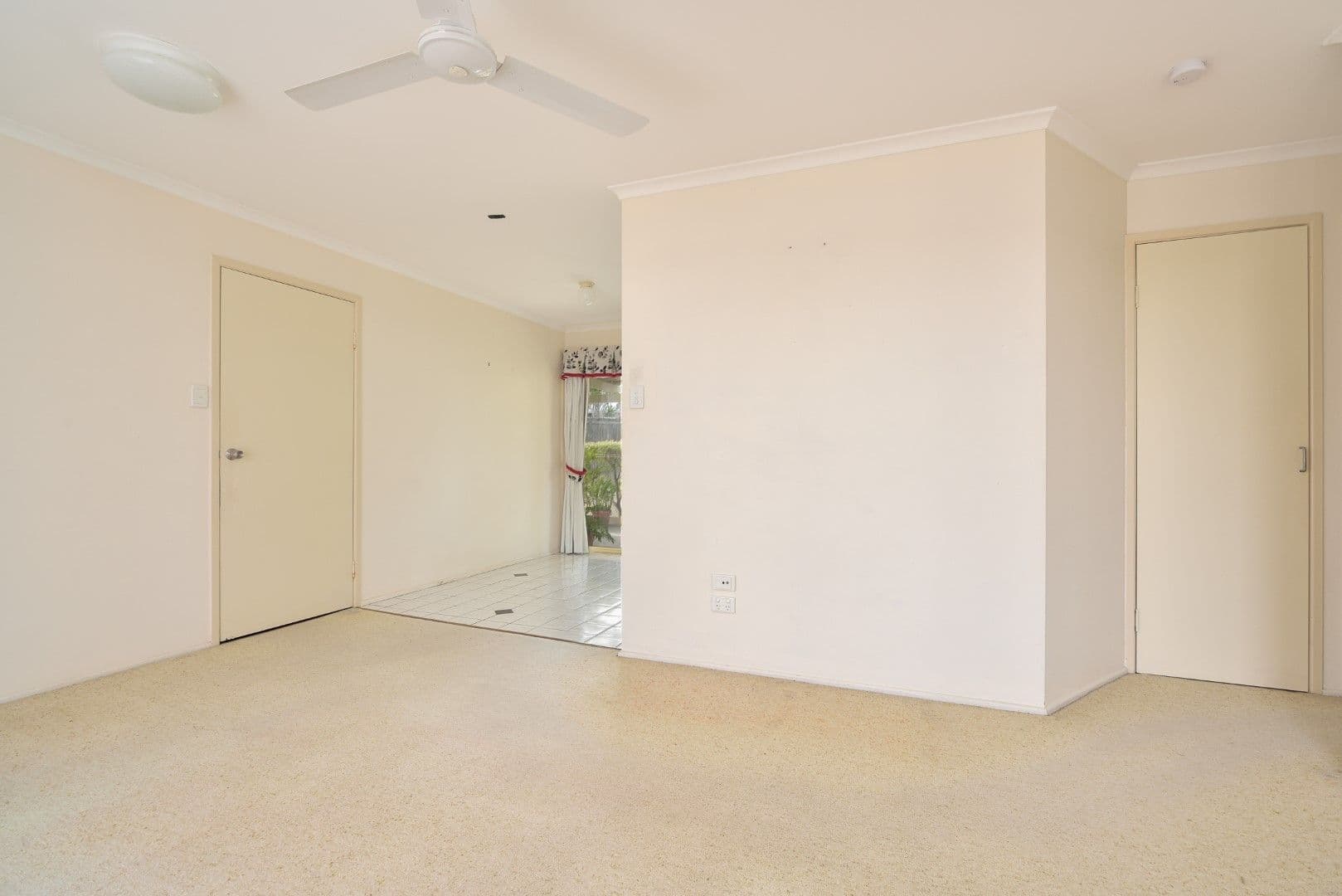 49 Latrobe Street, Tannum Sands QLD 4680, Tannum Sands - Thumbnail 7