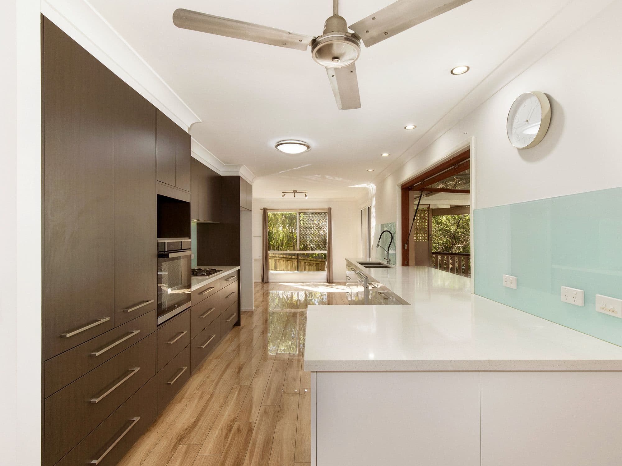 9 Crenshaw Court, Parkwood QLD 4214, Parkwood - Thumbnail 2