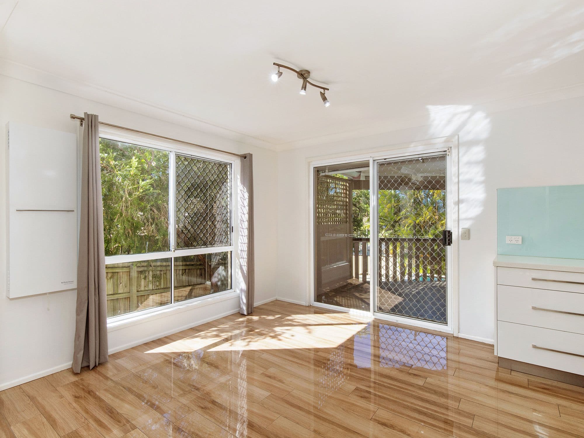 9 Crenshaw Court, Parkwood QLD 4214, Parkwood - Thumbnail 5