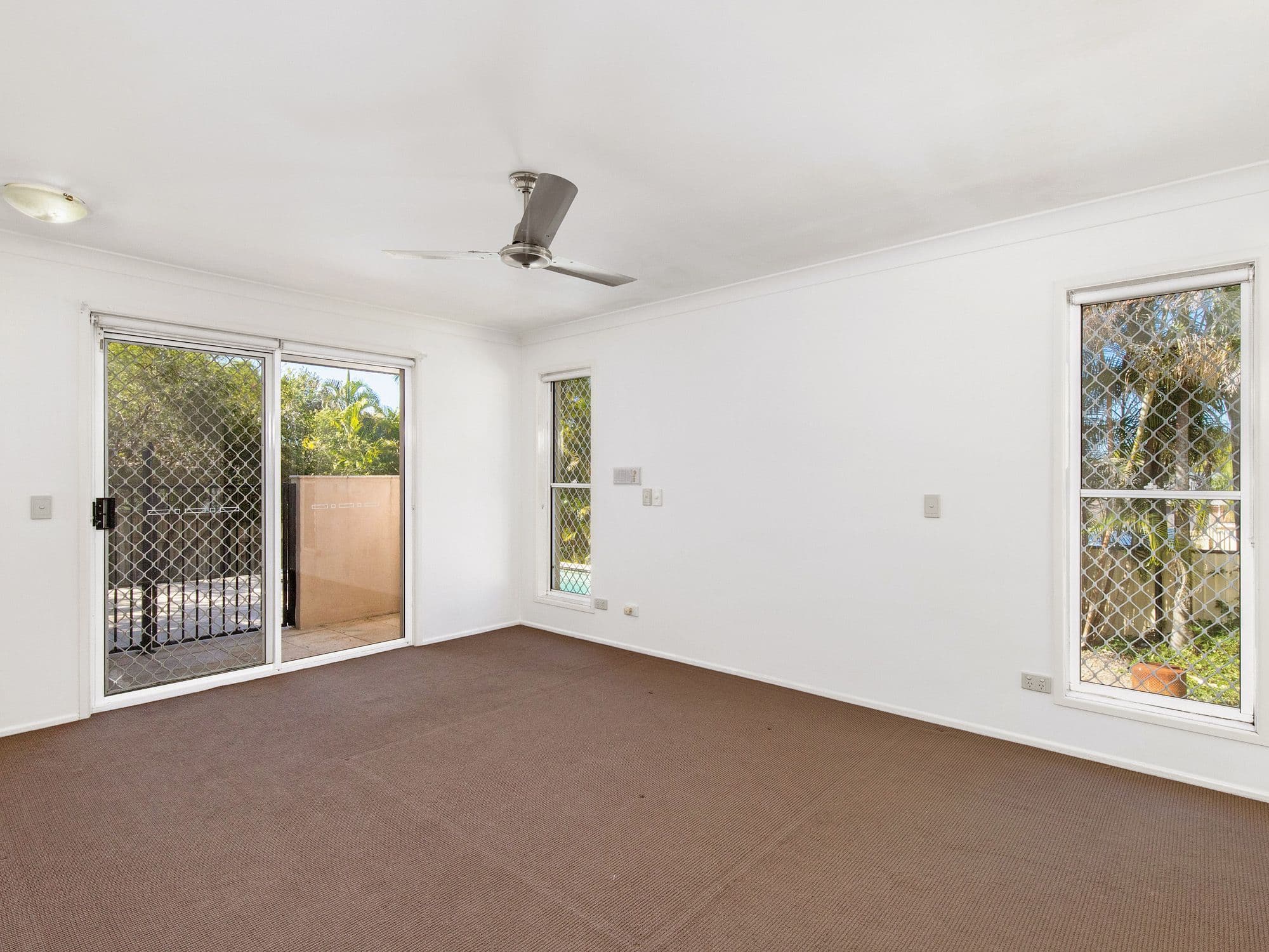 9 Crenshaw Court, Parkwood QLD 4214, Parkwood - Thumbnail 7