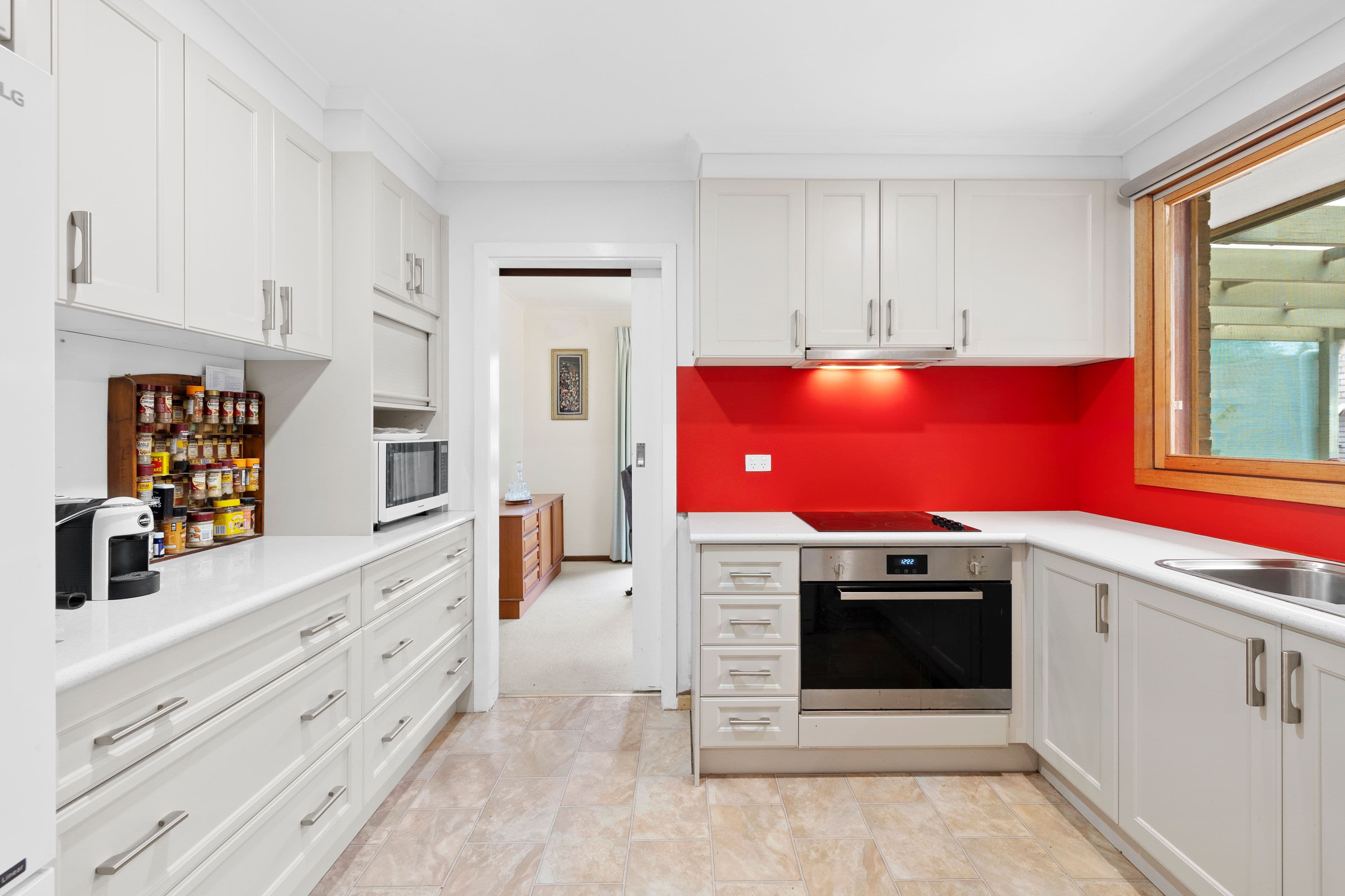 25 Winmalee Drive, Glen Waverley VIC 3150, Glen Waverley - Thumbnail 3