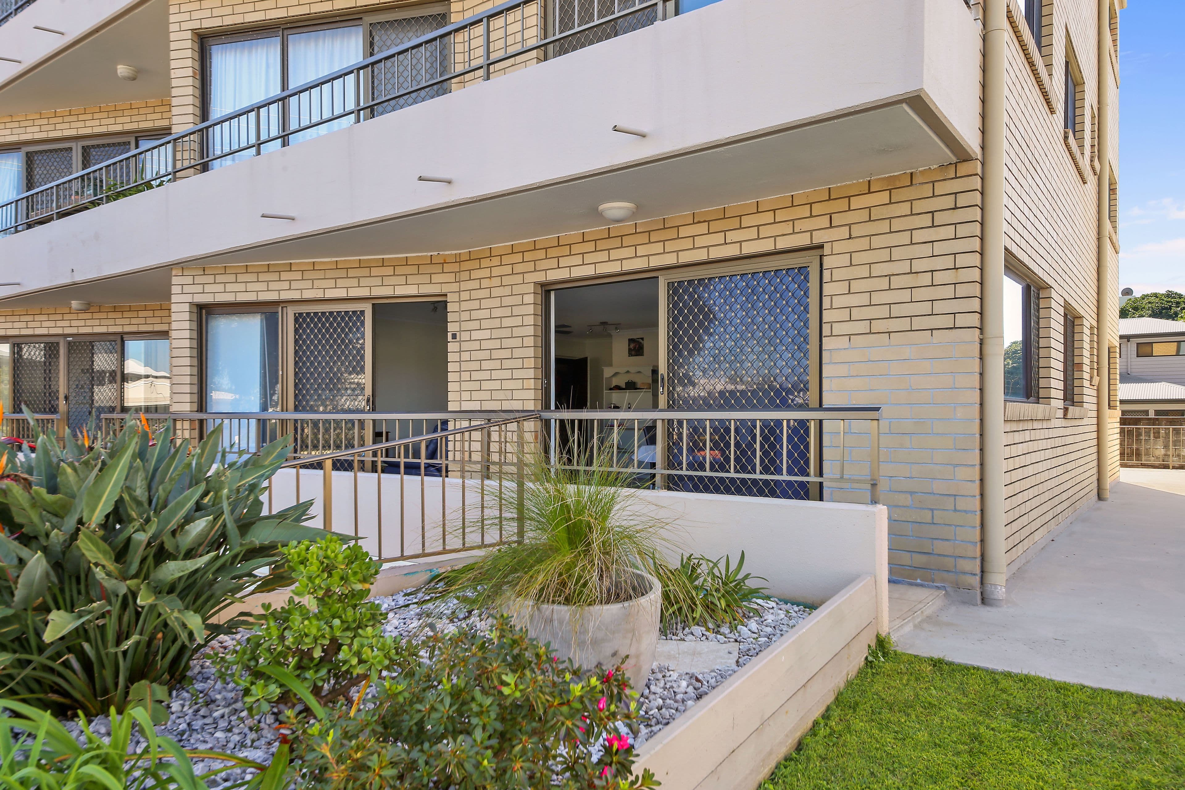 1 Burke Street, Golden Beach QLD 4551, Golden Beach - Thumbnail 2