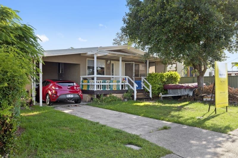 8 Nambur Street, Runaway Bay QLD 4216, Runaway Bay - Image 1