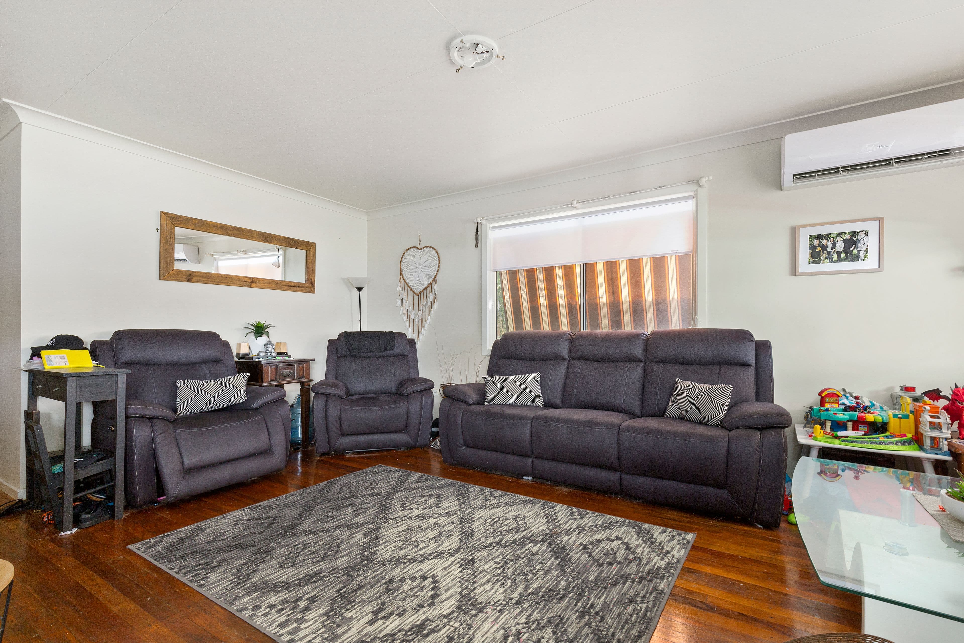 8 Nambur Street, Runaway Bay QLD 4216, Runaway Bay - Thumbnail 3