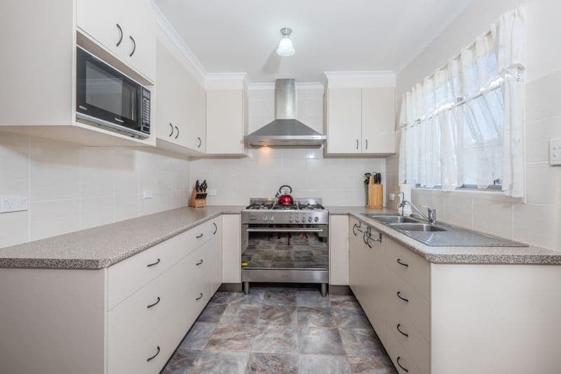 27 Beaufort Place, Deception Bay QLD 4508, Deception Bay - Thumbnail 2