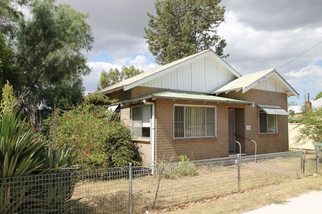 39 Henry Street, QUIRINDI NSW 2343, Quirindi - Image 1