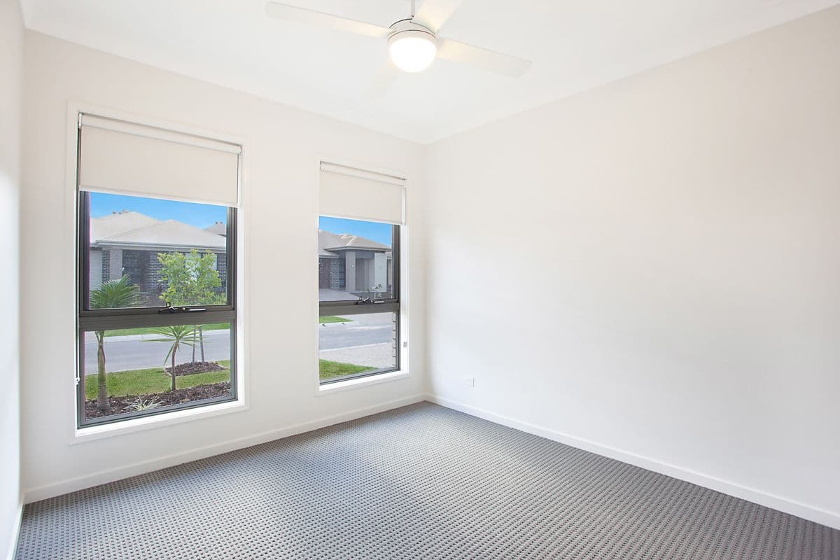 45 Palmerston Circuit, North Lakes QLD 4509, North Lakes - Thumbnail 5