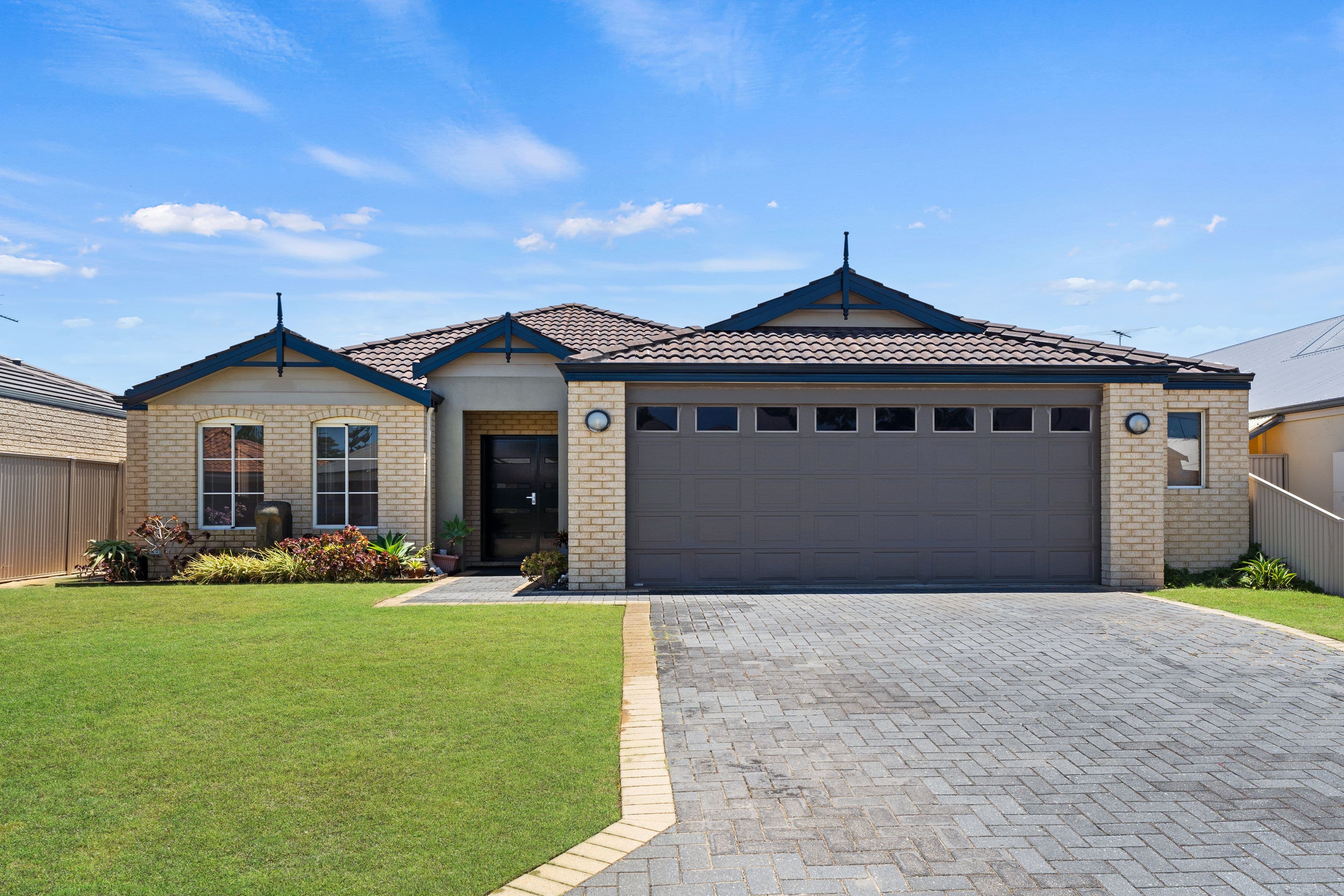 18 Coniston Bend, Waikiki WA 6169, Waikiki - Image 1