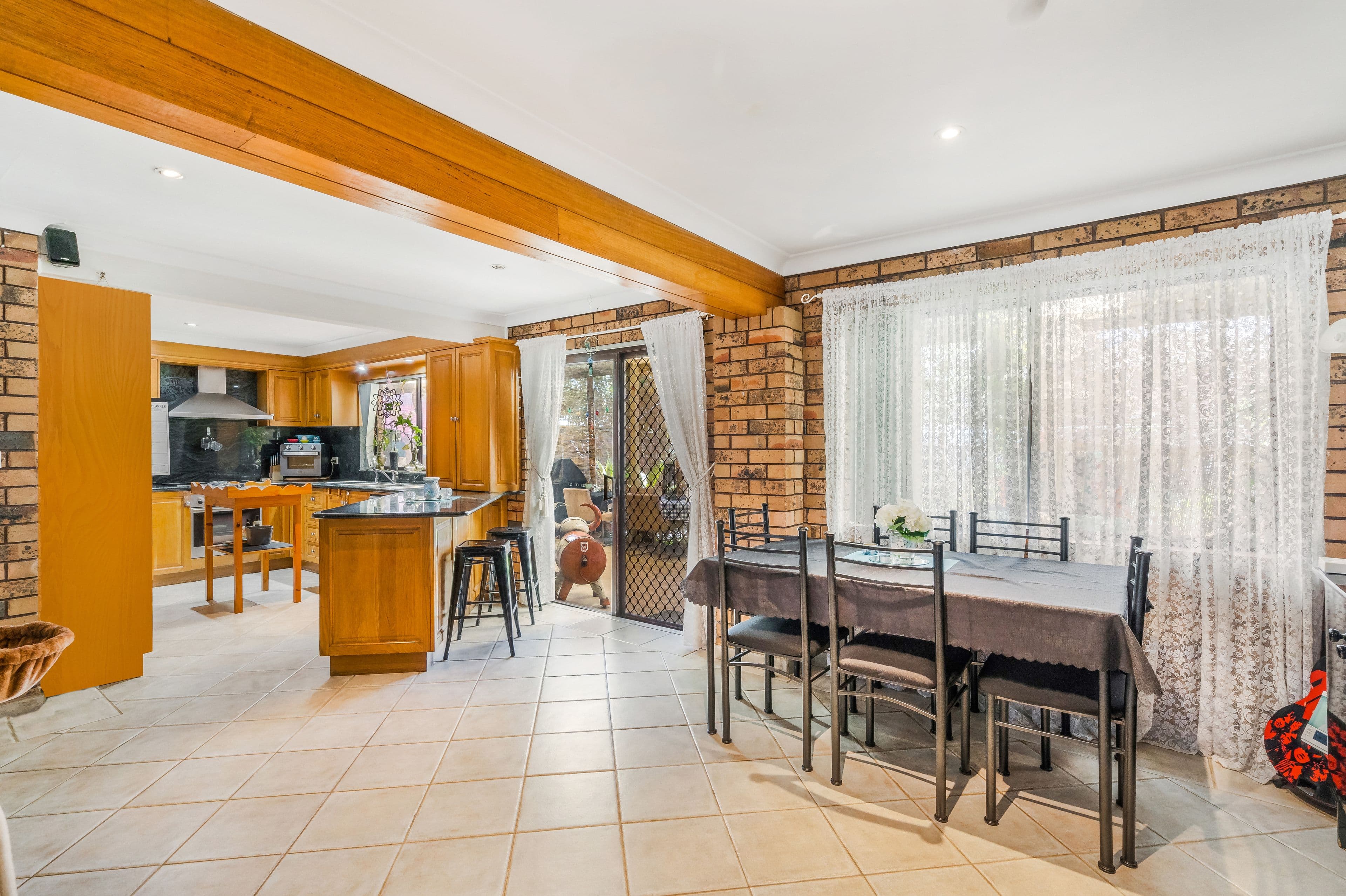 17 Newbolt Street, Wetherill Park NSW 2164, Wetherill Park - Thumbnail 2