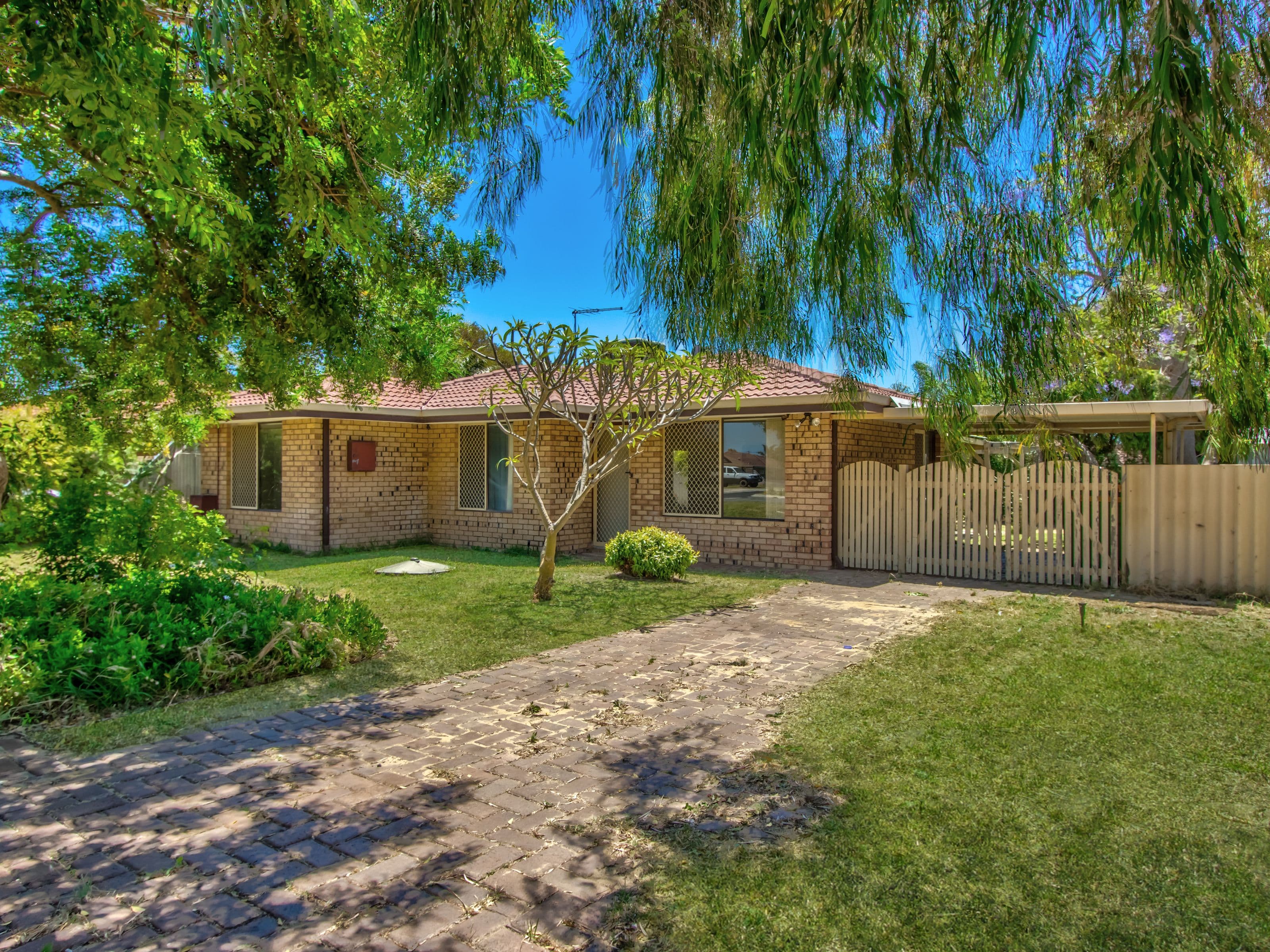 31 Jubilee Drive, Waikiki WA 6169, Waikiki - Image 1