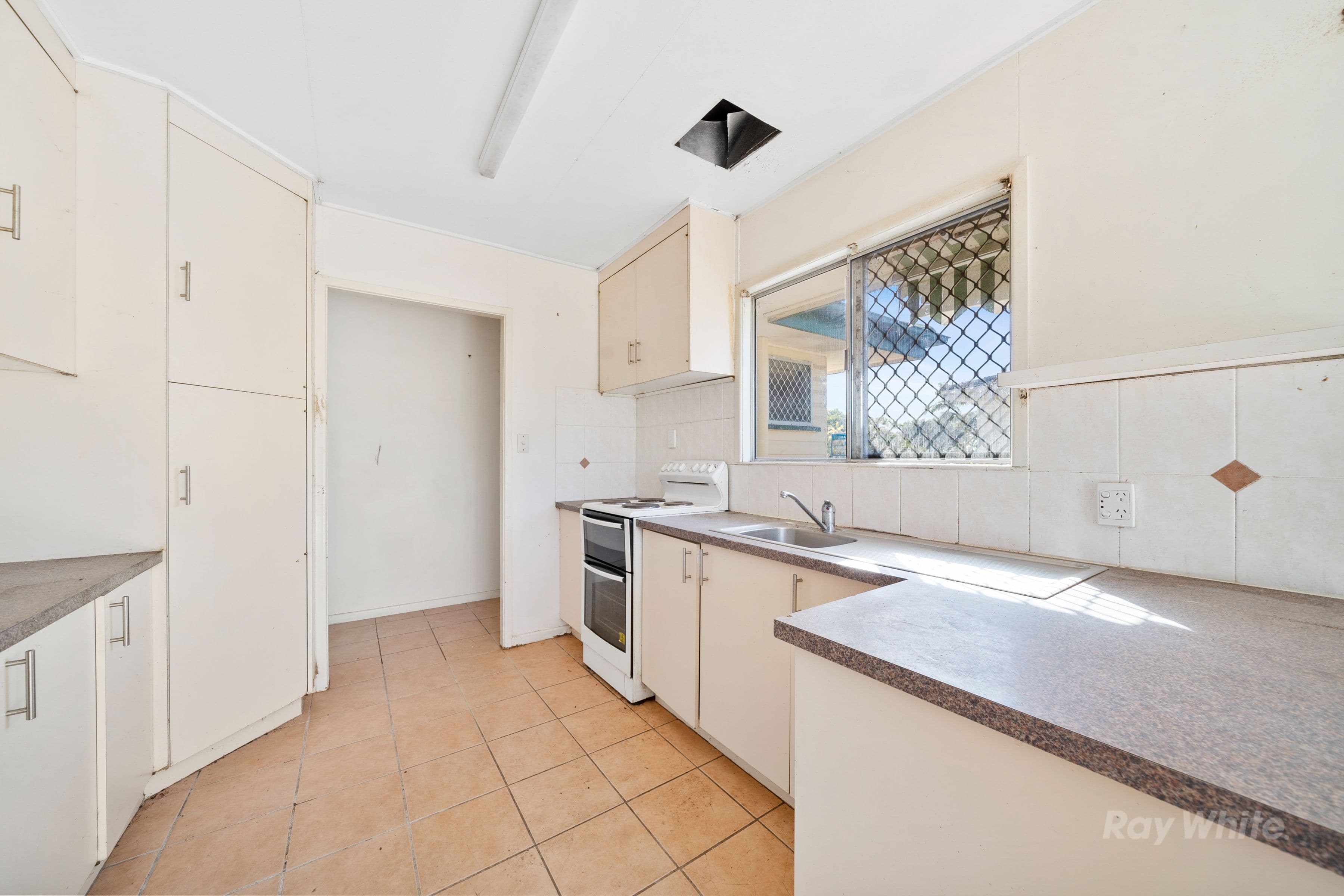 1 Woody Avenue, Kingston QLD 4114, Kingston - Thumbnail 4