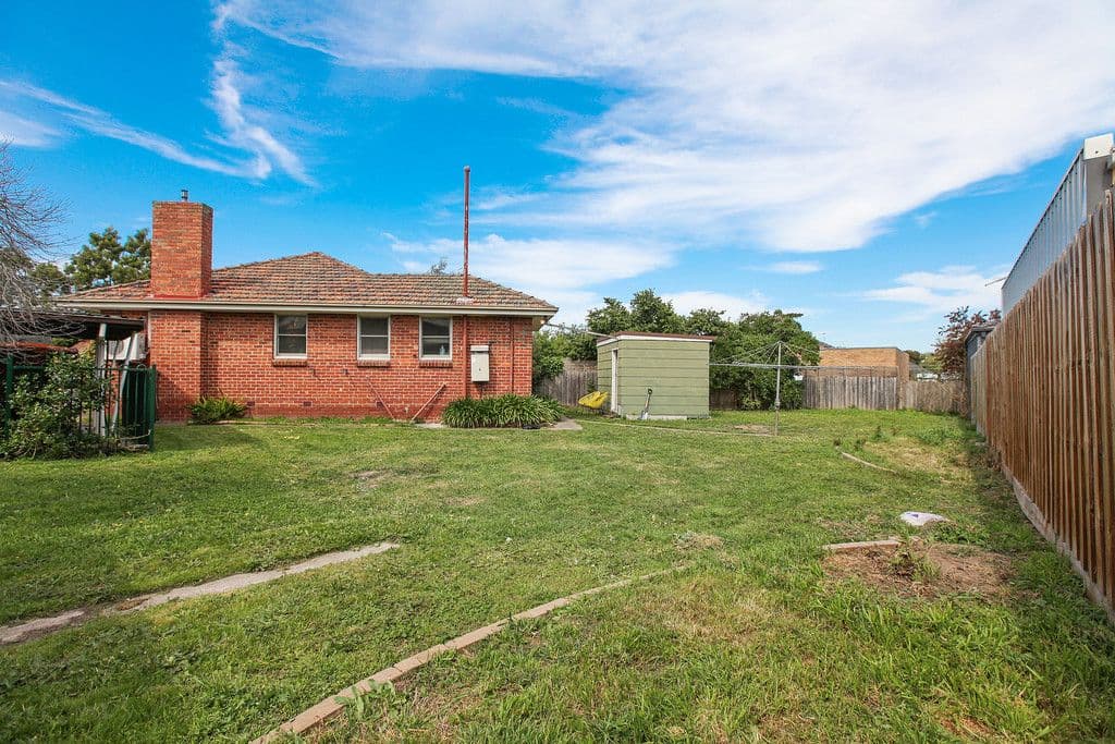 5 Biran Court, Reservoir VIC 3073, Reservoir - Thumbnail 7