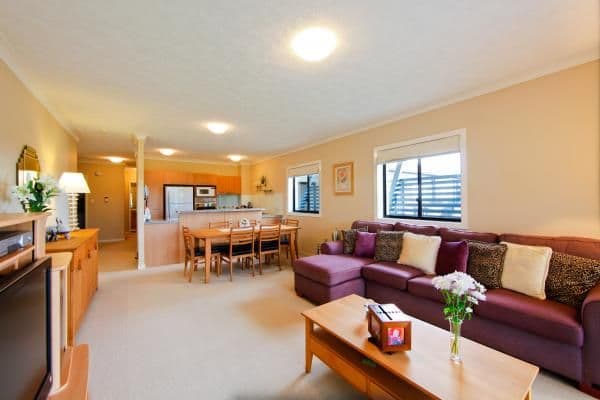 501 North Hill Drive, ROBINA QLD 4226, Robina - Thumbnail 2