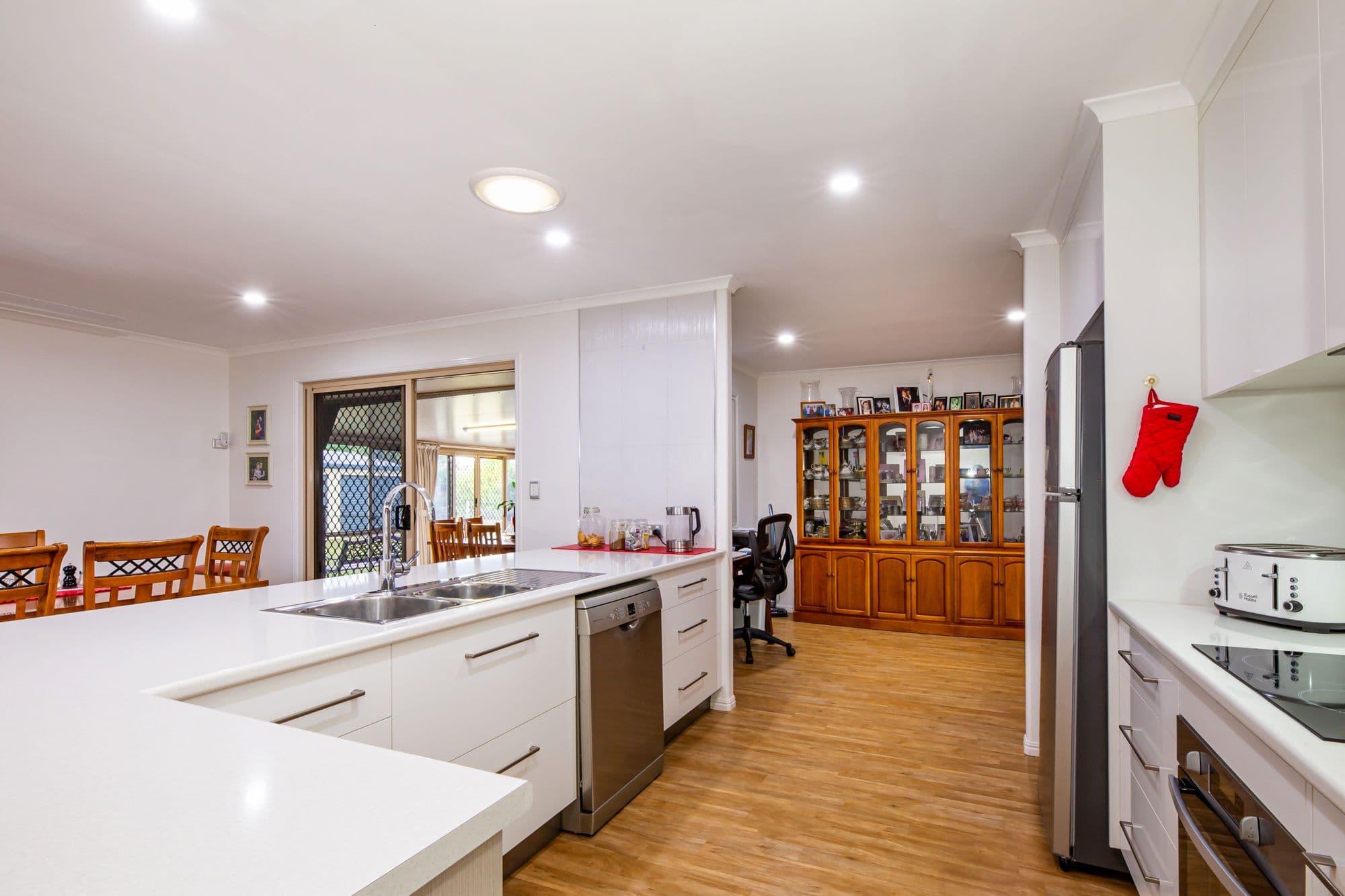 28 Clydesdale Avenue, Branyan QLD 4670, Branyan - Thumbnail 2