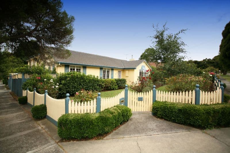 11 Margate Crescent, GLEN WAVERLEY VIC 3150, Glen Waverley - Image 1