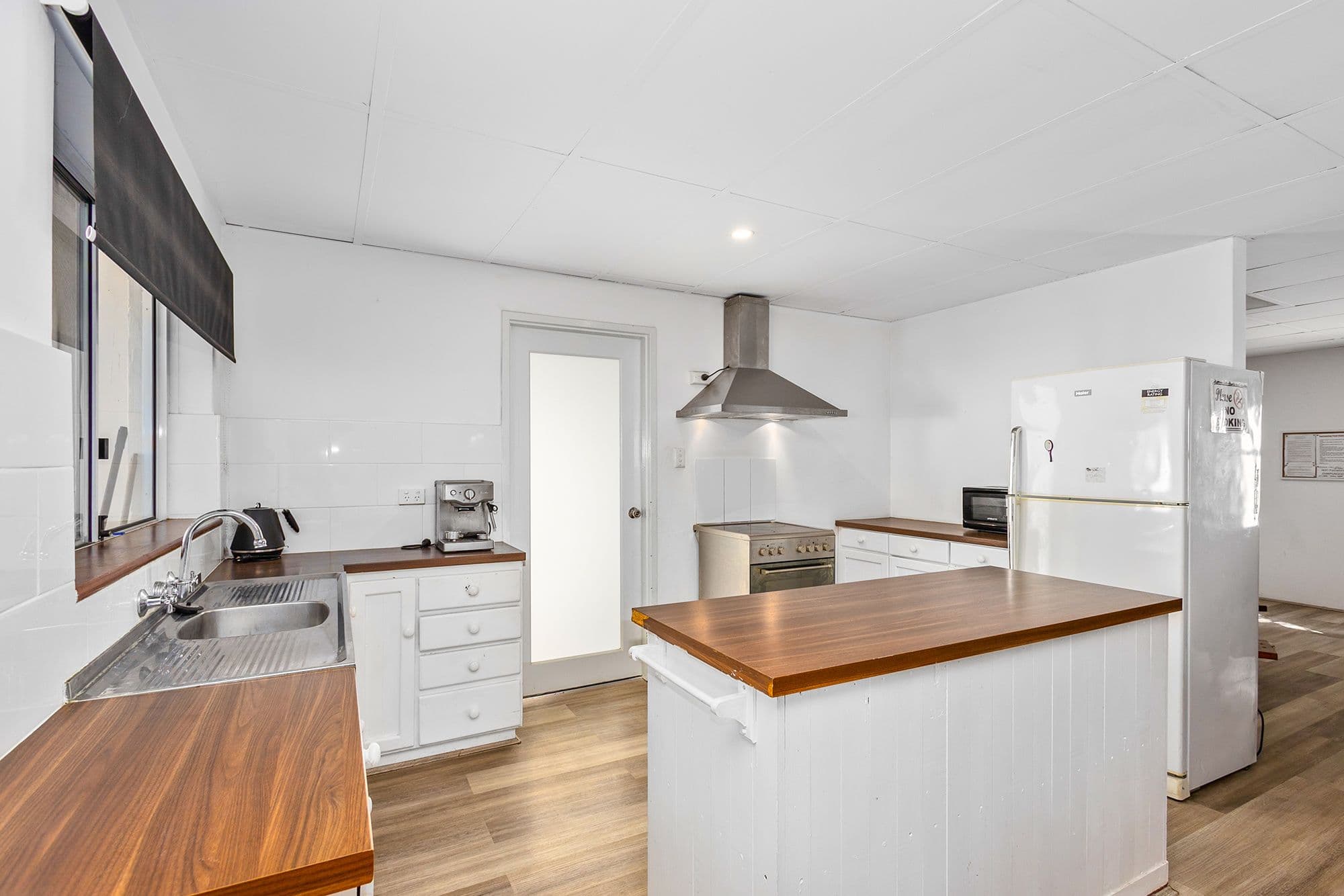 32 Walker Avenue, Lancelin WA 6044, Lancelin - Thumbnail 6