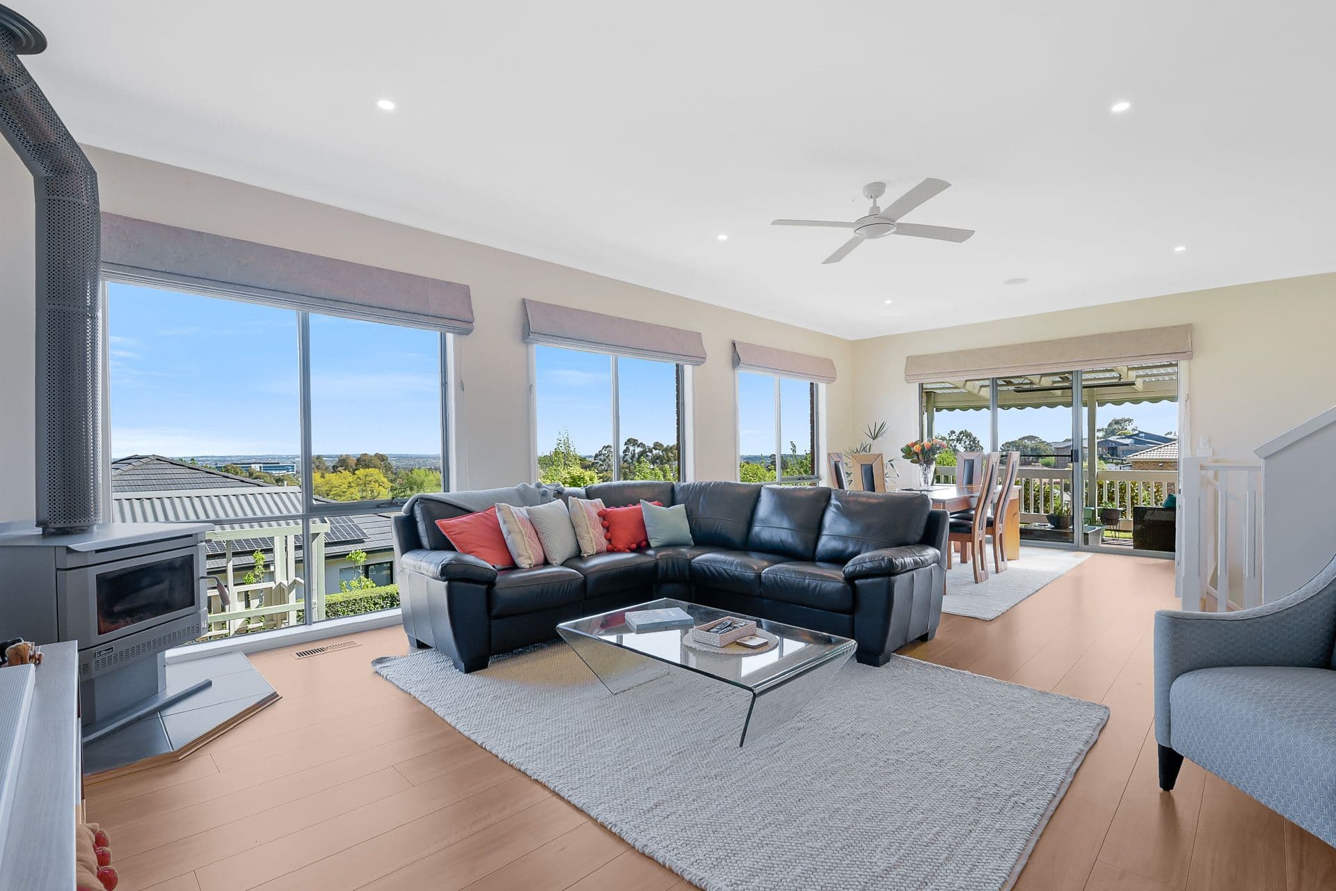 5 Renwarl Close, Berwick VIC 3806, Berwick - Thumbnail 2
