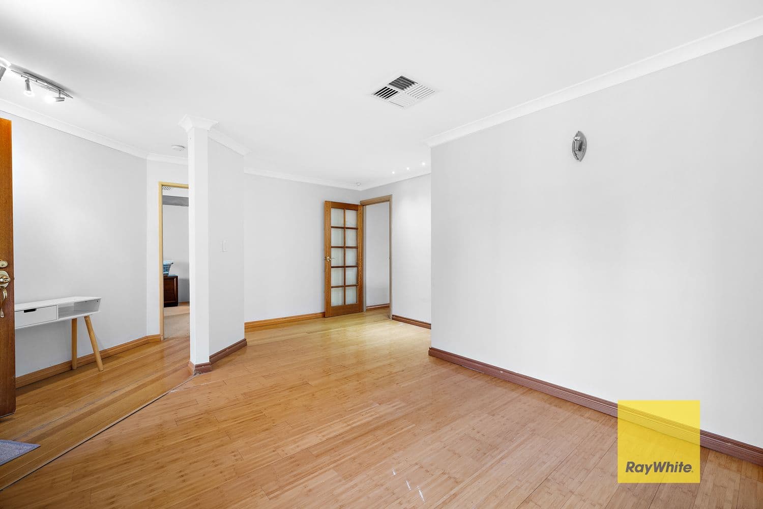 23 Cleveland Court, Marangaroo WA 6064, Marangaroo - Thumbnail 2