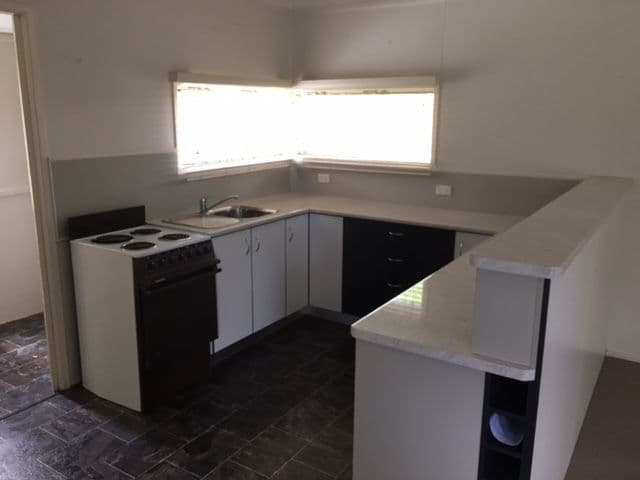 49 William Street, Jandowae QLD 4410, Jandowae - Thumbnail 2