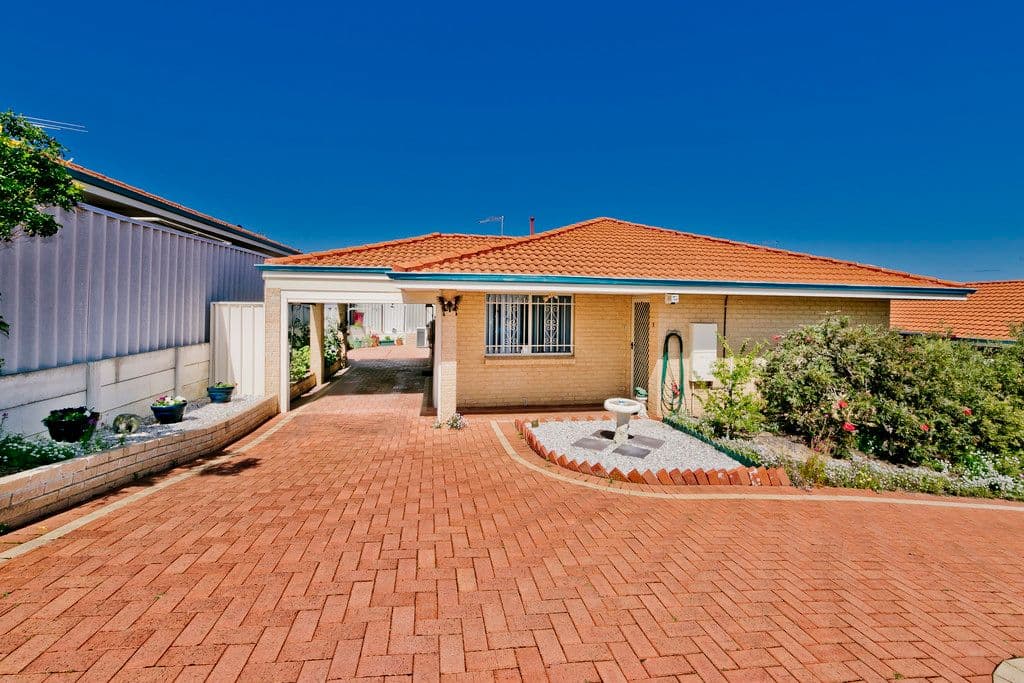 169B Hillsborough Drive, Nollamara WA 6061, Nollamara - Thumbnail 2