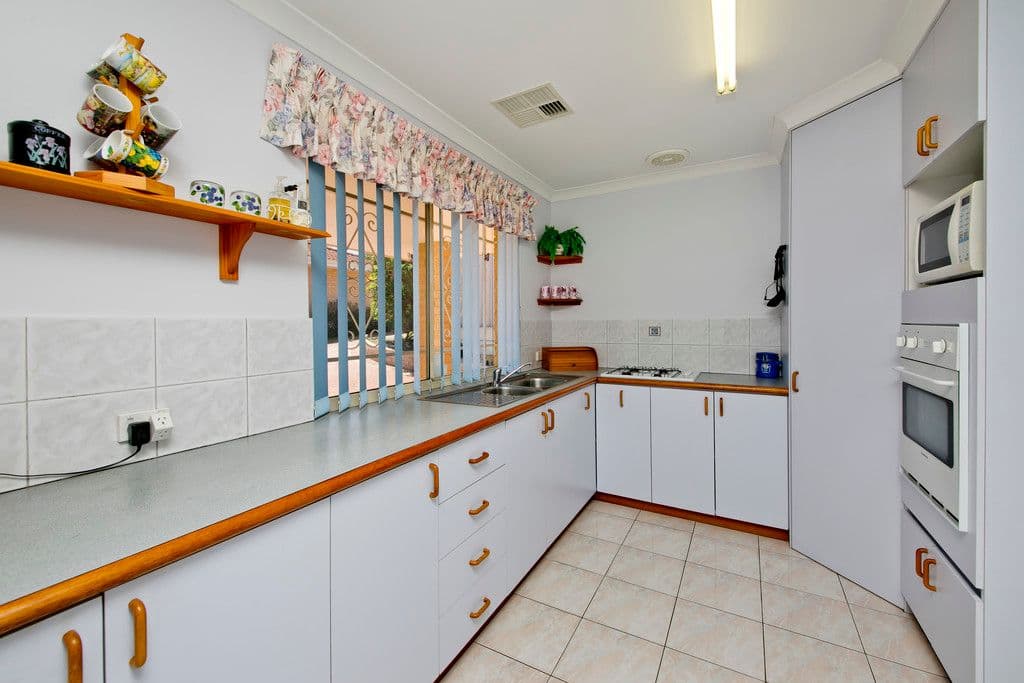 169B Hillsborough Drive, Nollamara WA 6061, Nollamara - Thumbnail 4