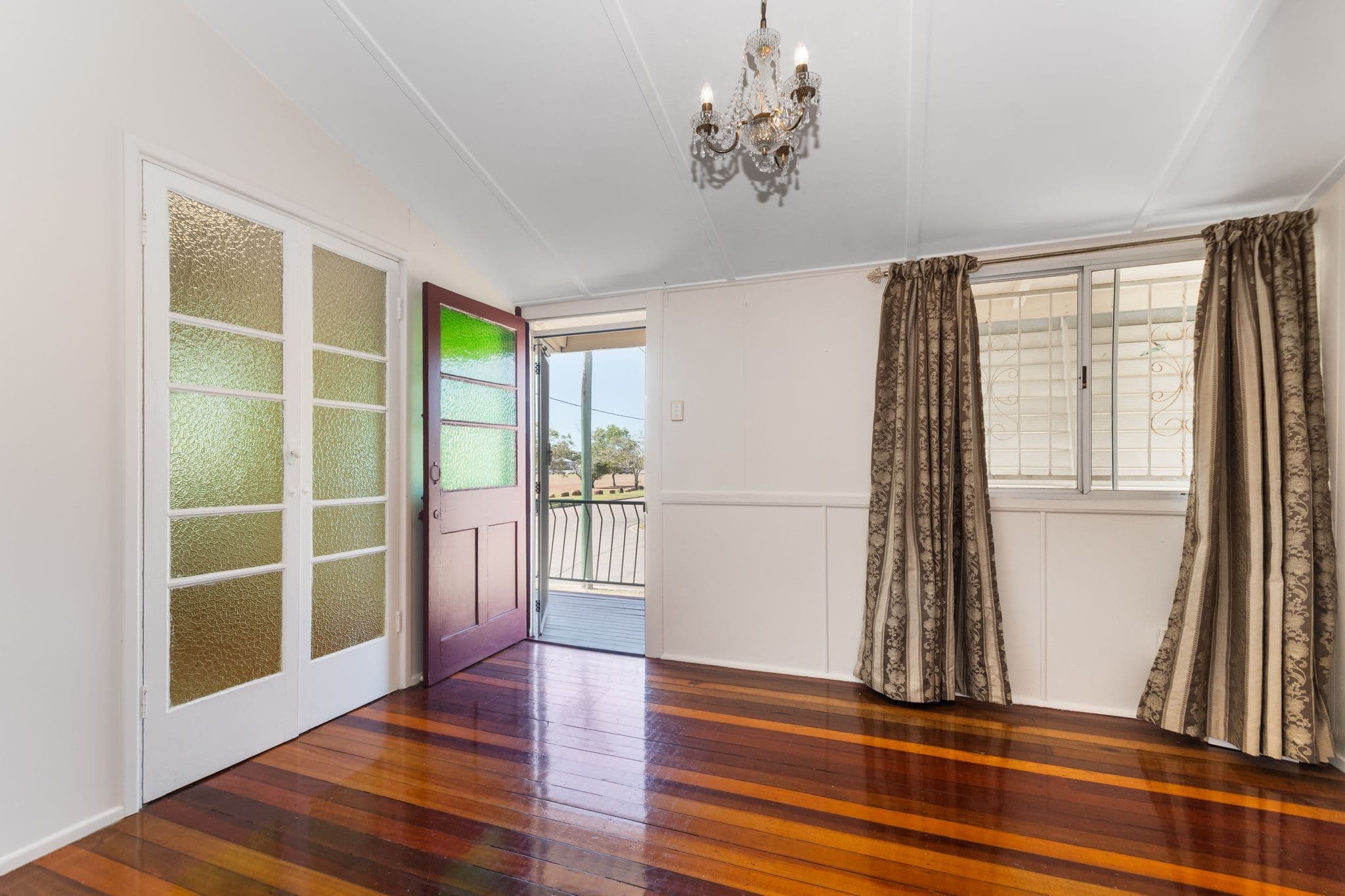 50 Gladstone Street, Pimlico QLD 4812, Pimlico - Thumbnail 2