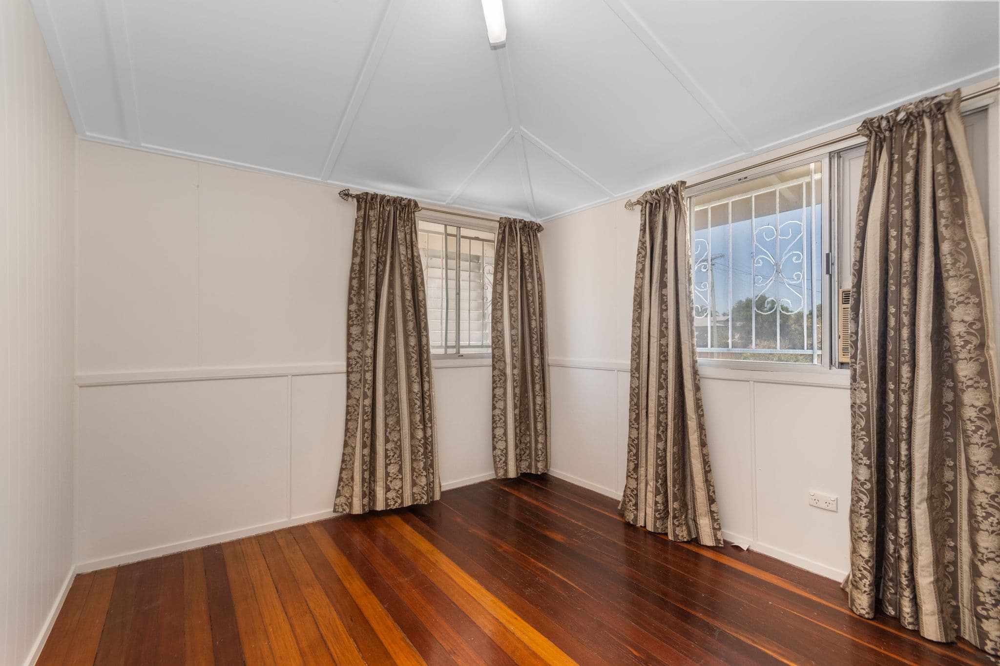 50 Gladstone Street, Pimlico QLD 4812, Pimlico - Thumbnail 7