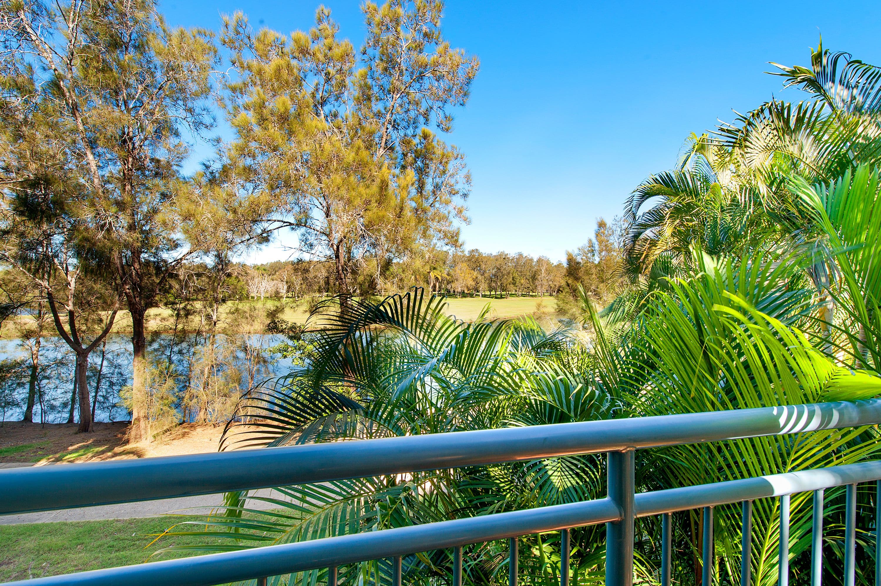 64 Palm Meadows Drive, Carrara QLD 4211, Carrara - Thumbnail 3