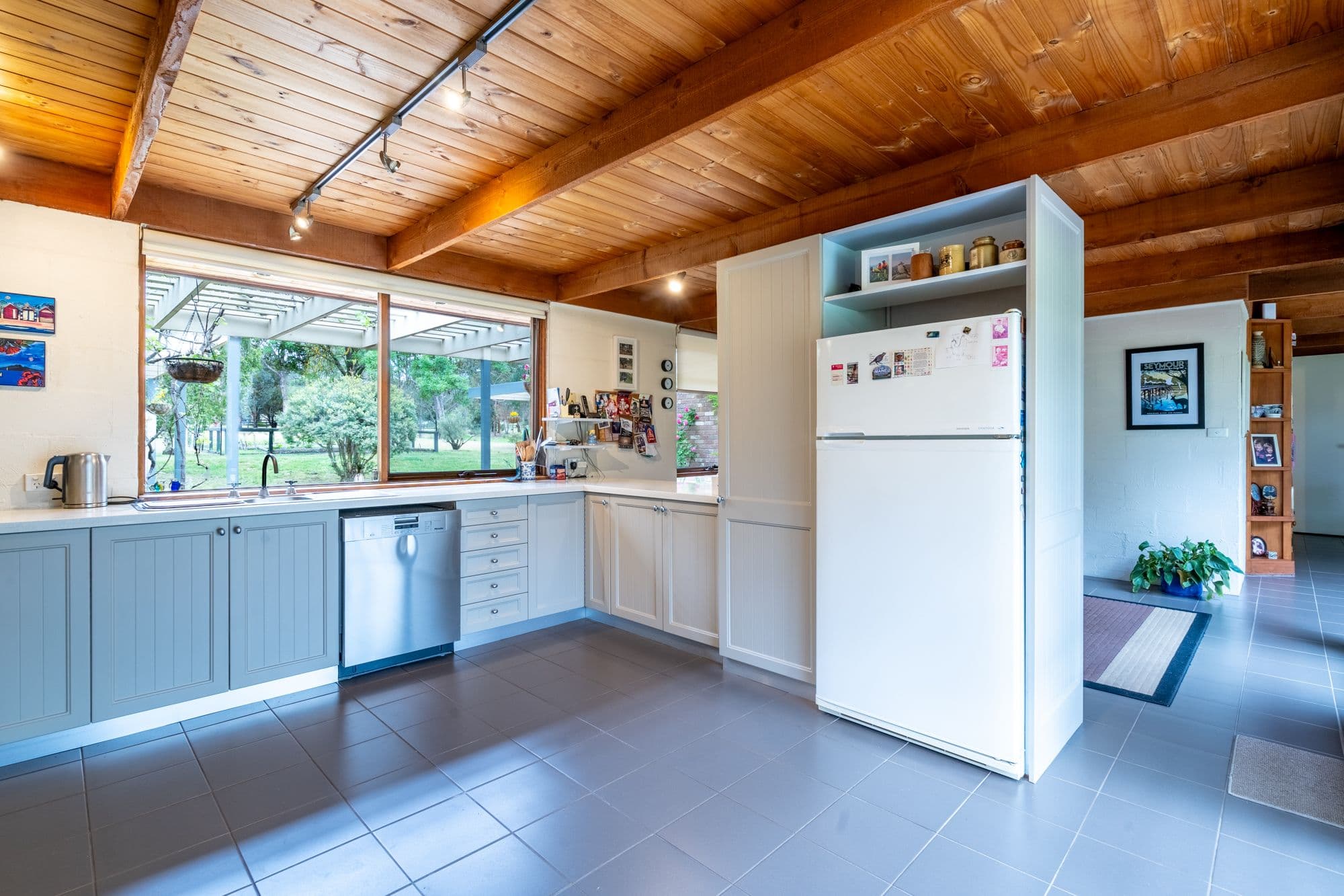 12 Dempsey Road, Seymour VIC 3660, Seymour - Thumbnail 3