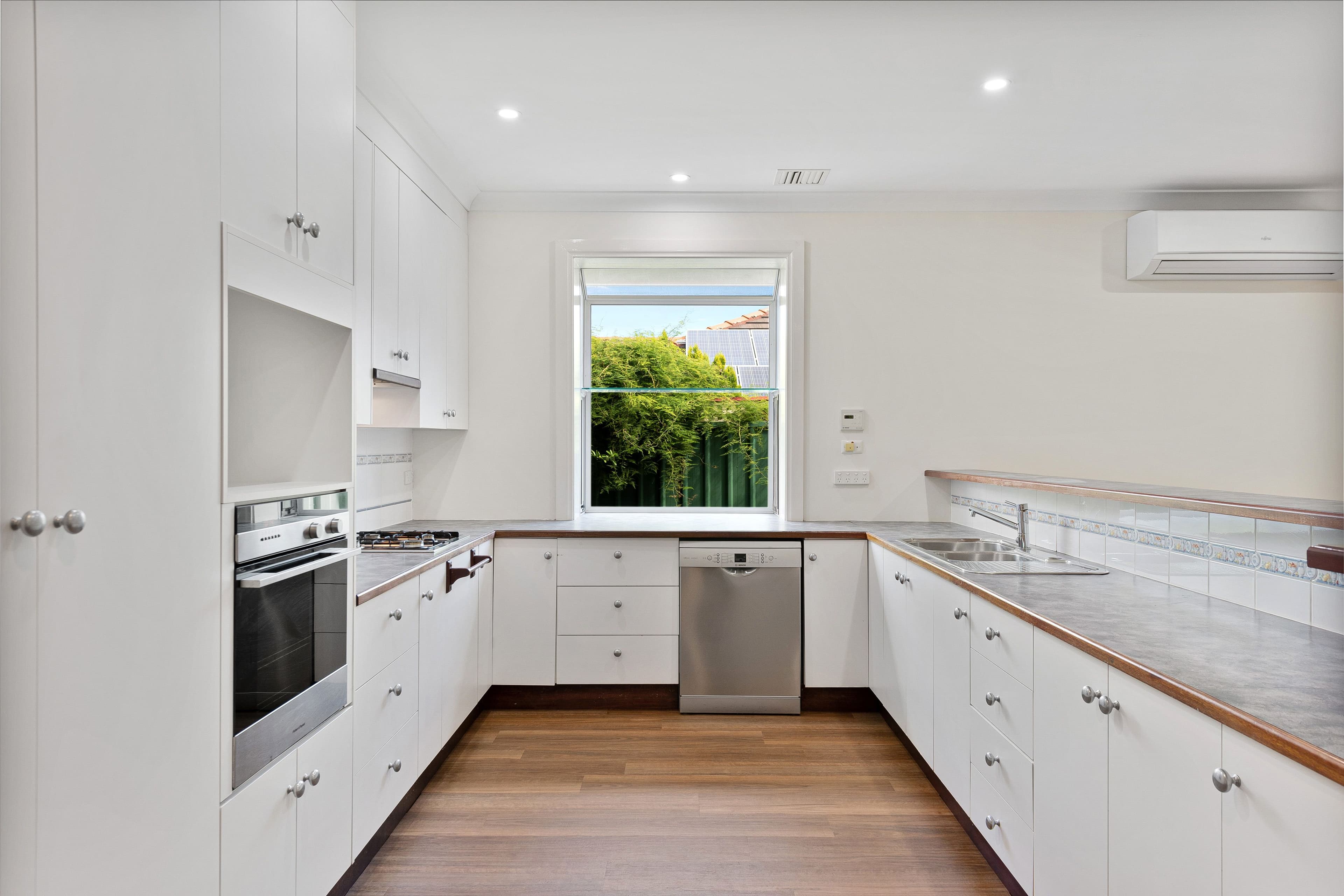 12 Cranbourne Drive, O'Halloran Hill SA 5158, O'Halloran Hill - Thumbnail 6