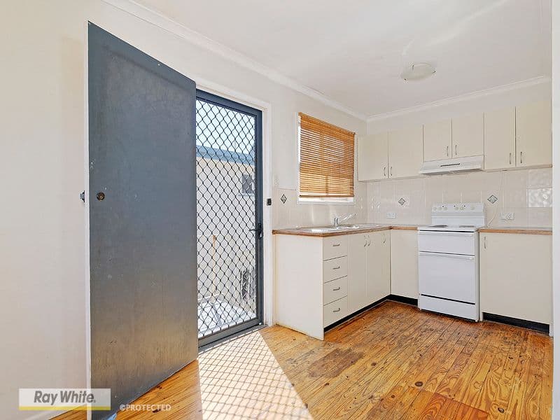 38 O'Connell Street, Redcliffe QLD 4020, Redcliffe - Thumbnail 5