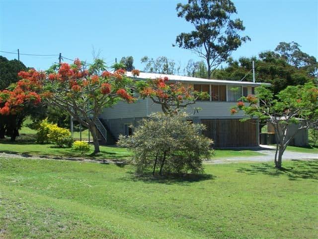 1 Cannan Street, MOUNT LARCOM QLD 4695, Mount Larcom - Image 1