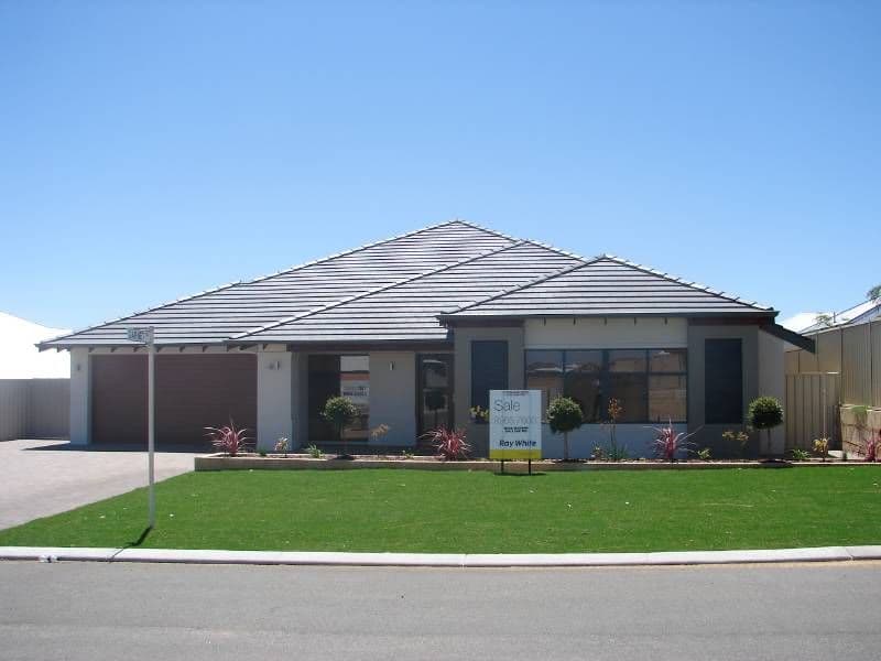 4 Lucy Brace, WANDINA WA 6530, Wandina - Image 1