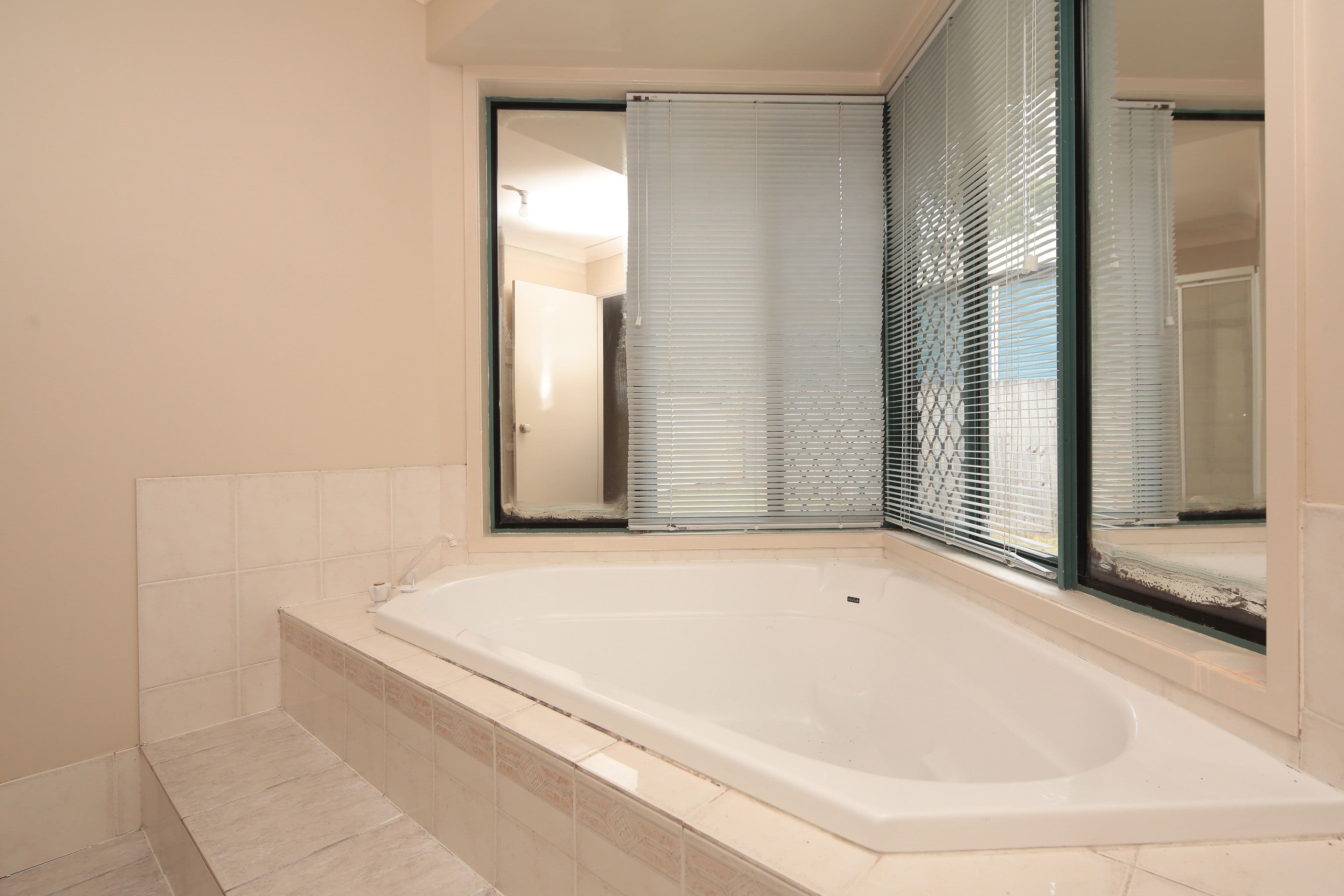 40 Brooklands Circuit, Forest Lake QLD 4078, Forest Lake - Thumbnail 5