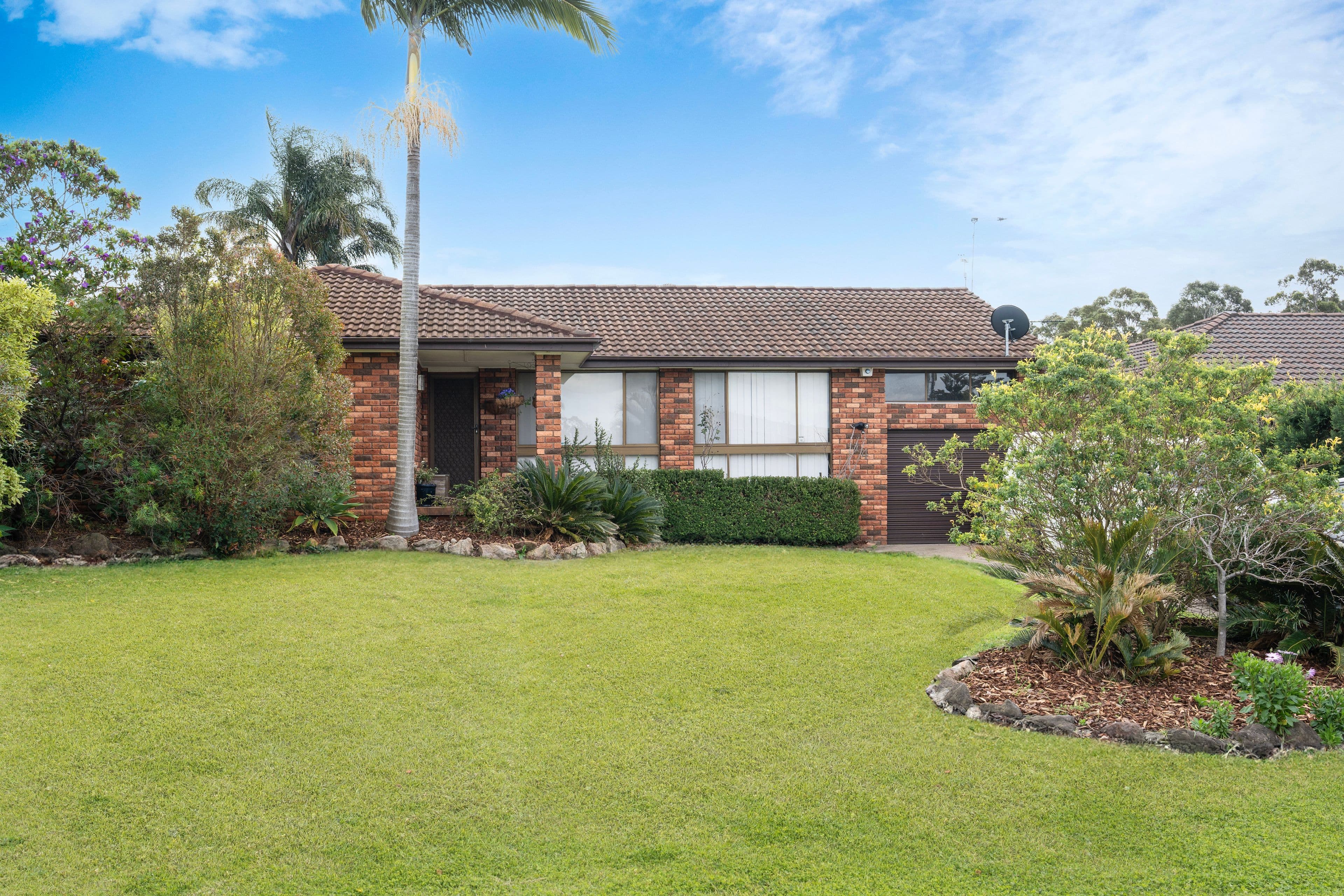 14 Orlando Place, Edensor Park NSW 2176, Edensor Park - Thumbnail 2