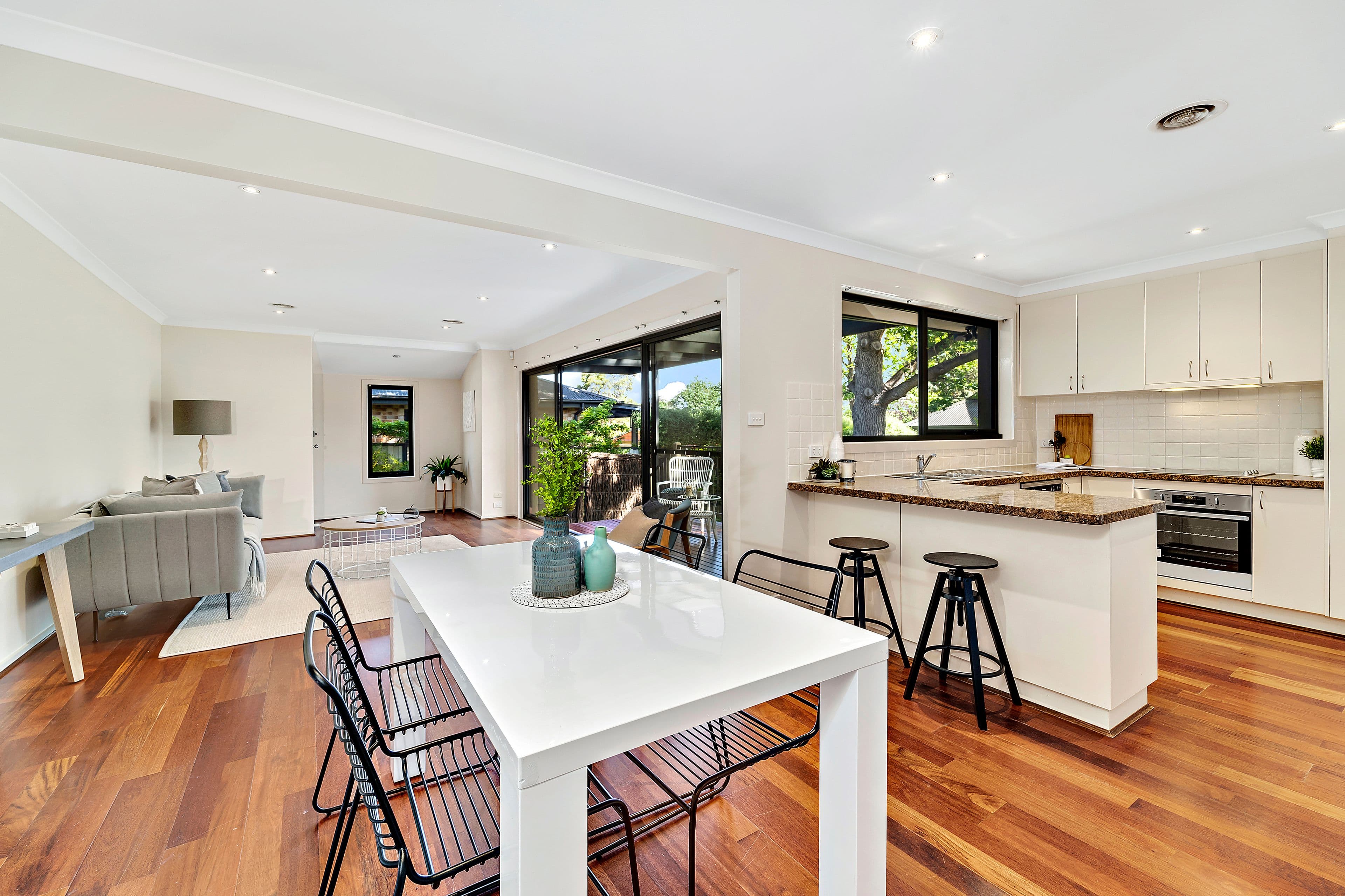 19 Bisdee Street, Hughes ACT 2605, Hughes - Thumbnail 5