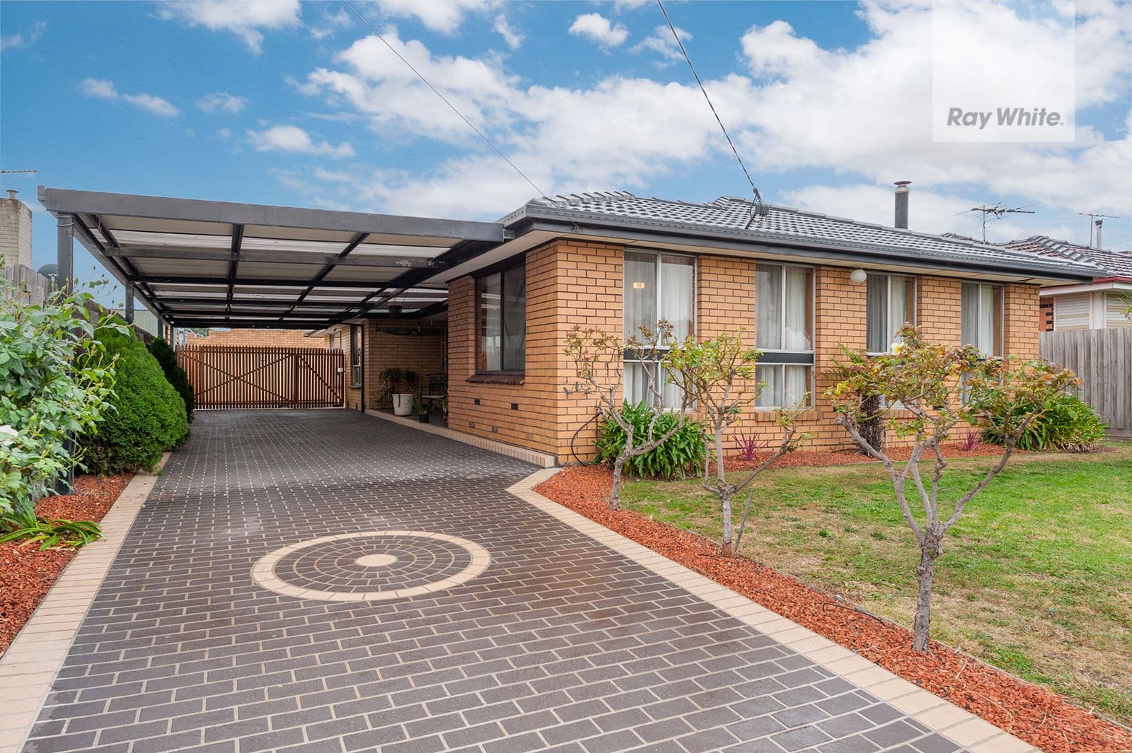 58 Dianne Avenue, Craigieburn VIC 3064, Craigieburn - Thumbnail 2