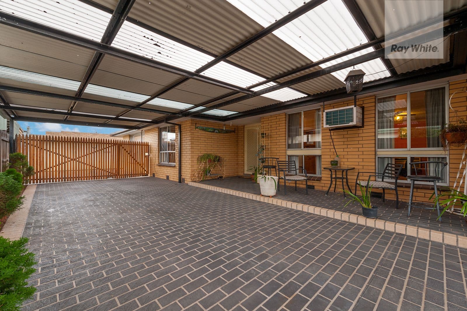58 Dianne Avenue, Craigieburn VIC 3064, Craigieburn - Thumbnail 3