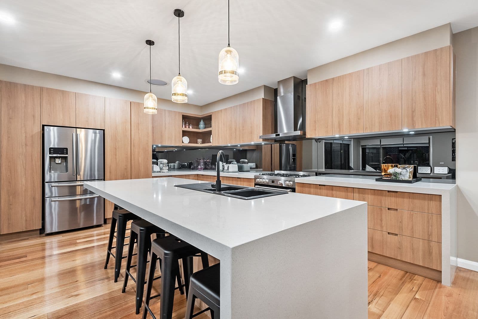 4 Echelon Street, Craigieburn VIC 3064, Craigieburn - Thumbnail 7
